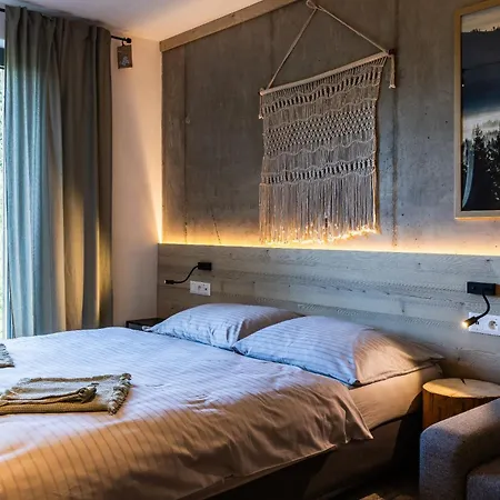 Fajna - Ski-in In Jasna Lodge Liptovský Mikuláš